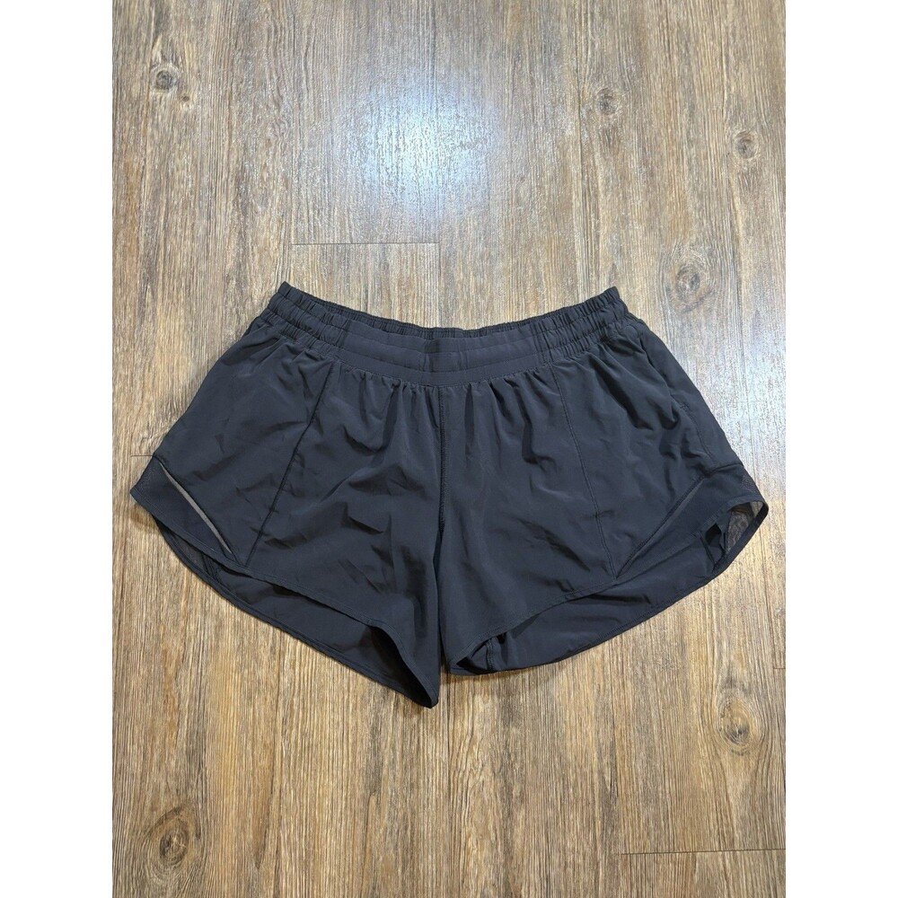 Lululemon Hotty Hot Low-Rise Lined Short Size 12 Black LW7ARLT 4”